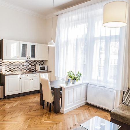 All In Apartman Budapest Habitación foto