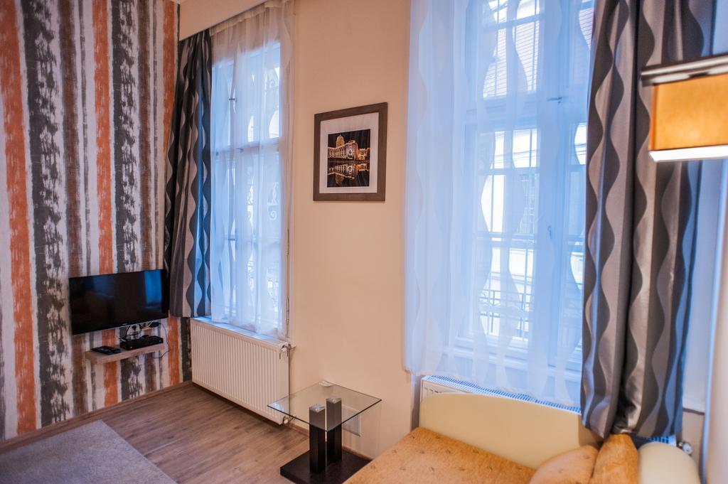 All In Apartman Budapest Habitación foto