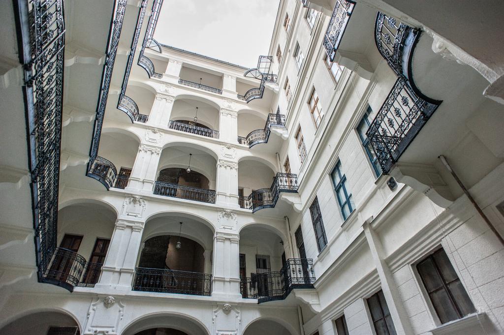 All In Apartman Budapest Exterior foto